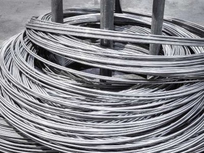 不鏽鐵絲的使用壽命長於普通材料的原因有哪些